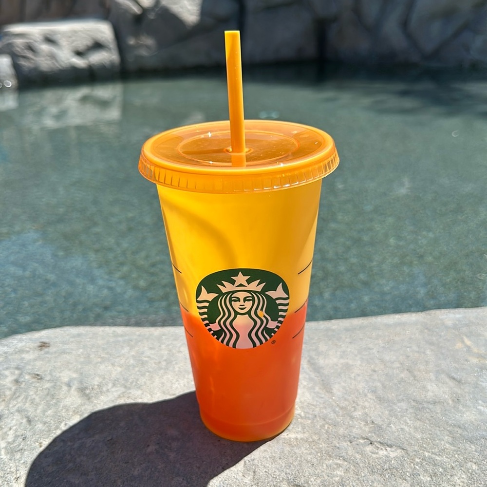 Starbucks Summer 2020 Color Changing Cold Cup Yellow 24oz
